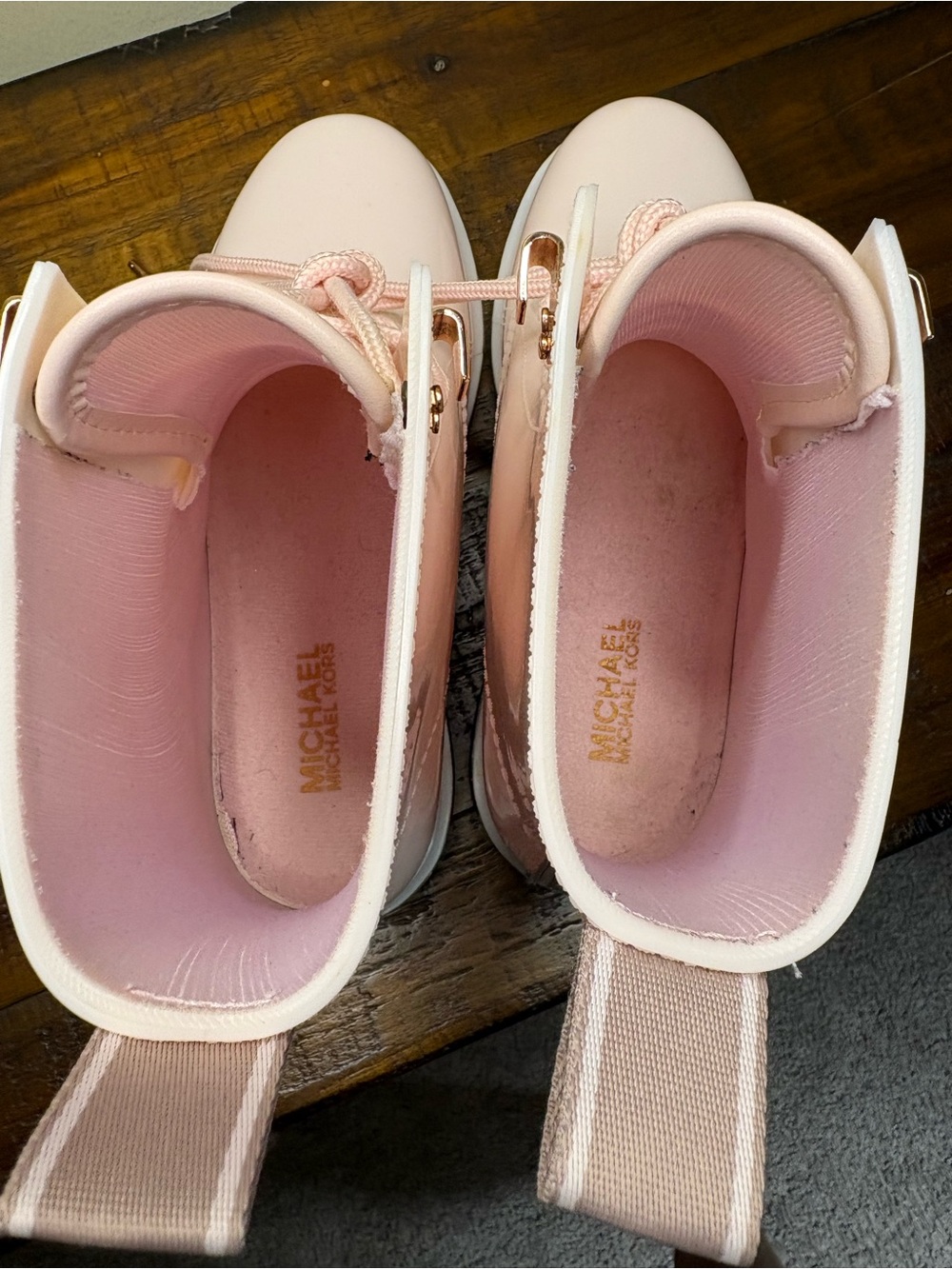Michael Kors Tavie Women’s Size 7 Soft Pink Rain Booties - Picture 12 of 13